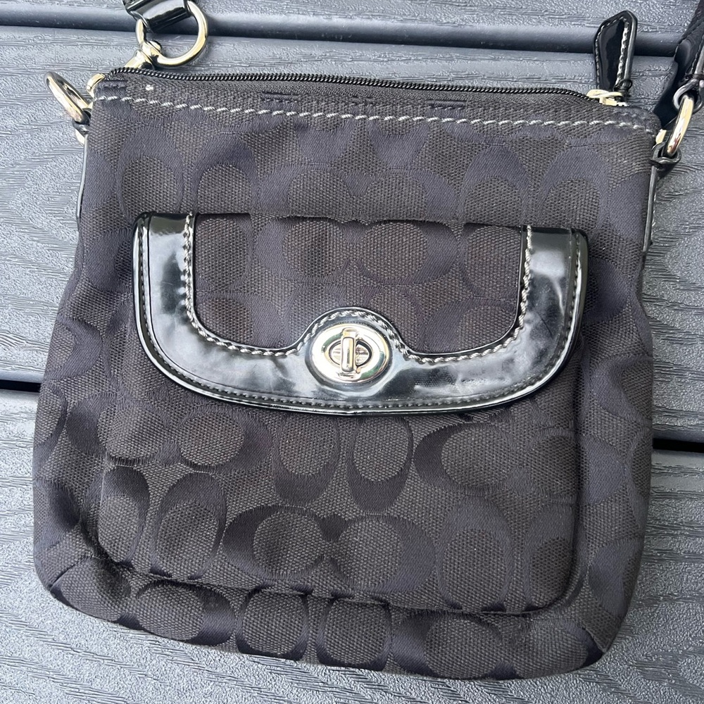 Coach  Vintage Black Crossbody Bag